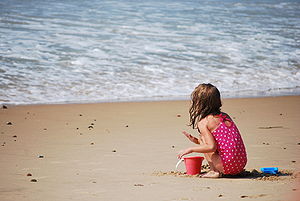 Sun Safety For Kids: 4 Ways To Protect Your Kids From The Sun