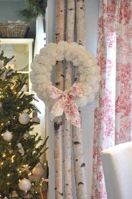 Anthropology-inspired Pom Pom Wreath | Restoration House #christmas #wreath
