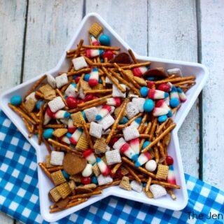 Simple 4th of July Snack Mix - Be the hit of the picnic!