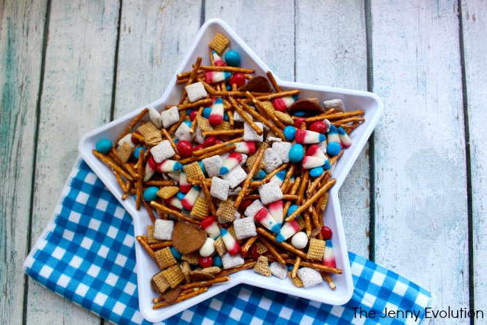 Simple 4th of July Snack Mix - Be the hit of the picnic!
