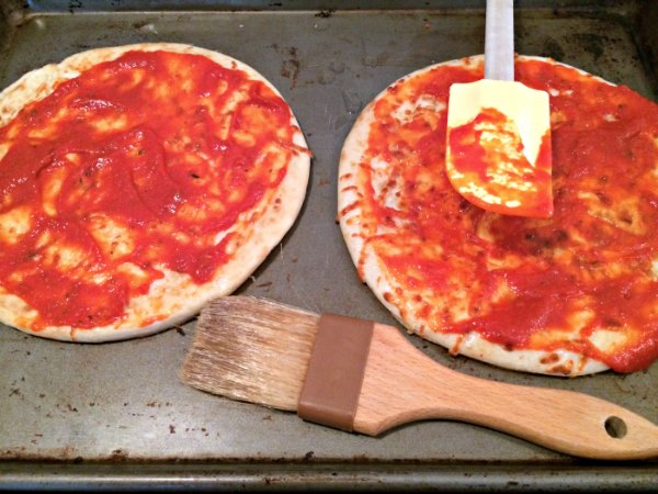 Putting Together Pizza with Kids