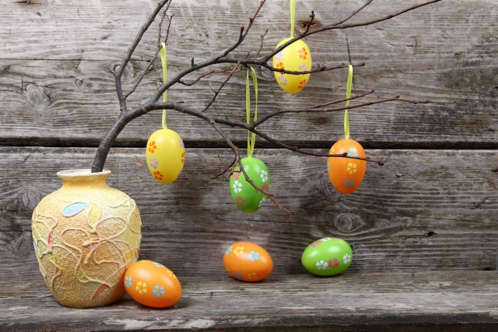 DIY Easter Egg Tree Decoration