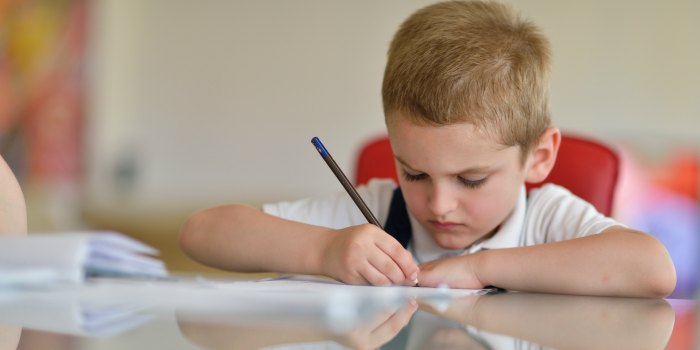 What are the Signs of Dyslexia in Children – from Preschool to High School