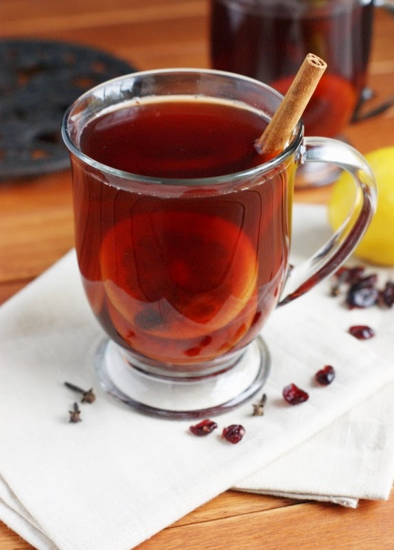 Holiday Mulled Cranberry Tea Recipe | The Kitchen Is My Playground