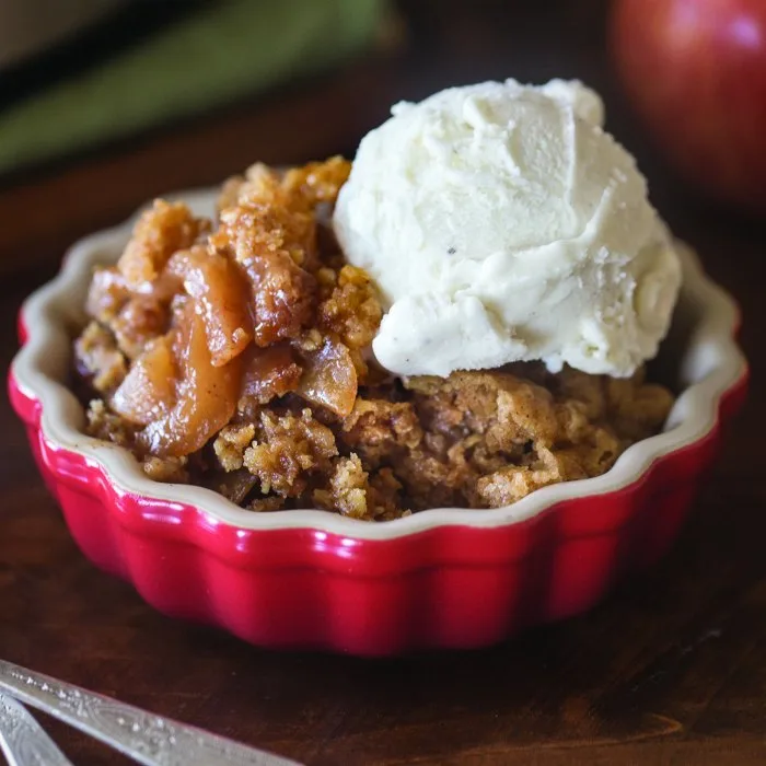 Image for Slow Cooker Oatmeal Apple Cobbler