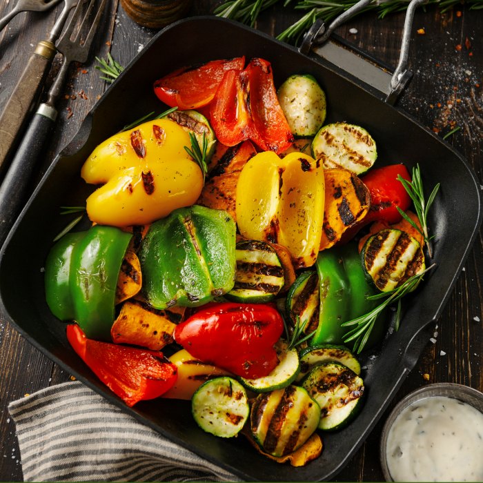 grilled green peppers and zucchini