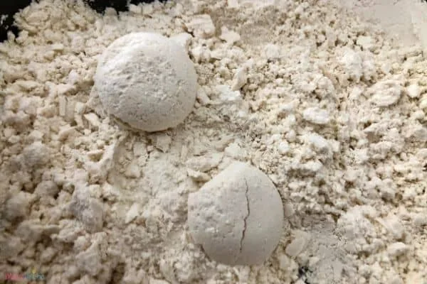 Image for 2 Ingredient DIY Moon Sand Recipe