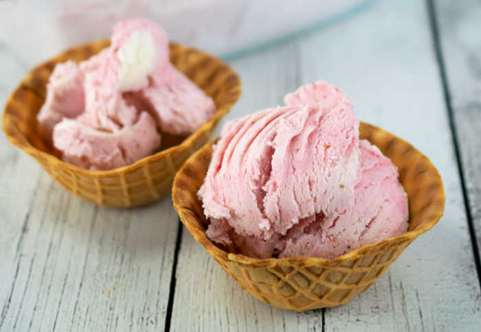 3-Ingredient Easy Strawberry Ice Cream [with Video]