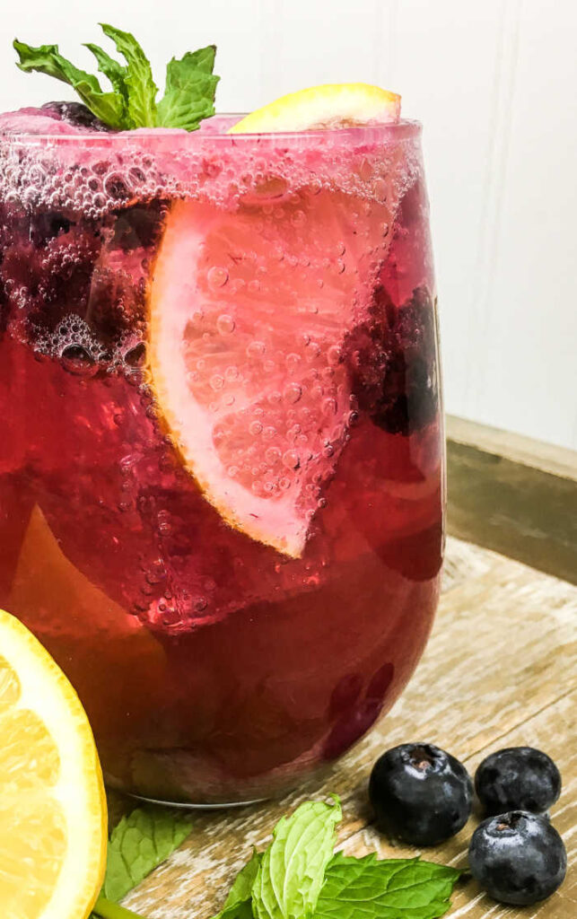 Bursting with the natural sweetness of juicy blueberries and the zesty brightness of freshly squeezed lemons, this  Sparkling Blueberry Lemonade  is a perfect blend of tart and sweet. 