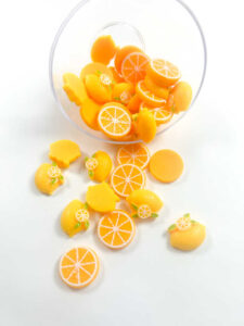Lemon Sensory Bottle - Mommy Evolution