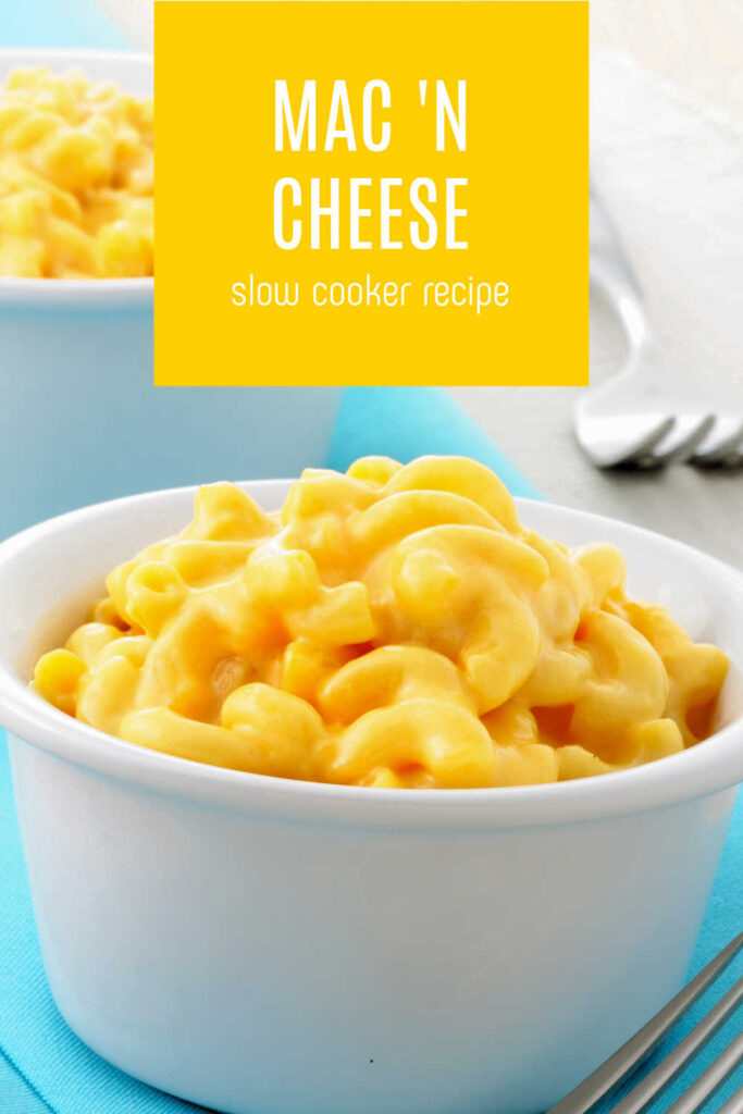 Creamy and Easy Slow Cooker Macaroni and Cheese - great for your crockpot