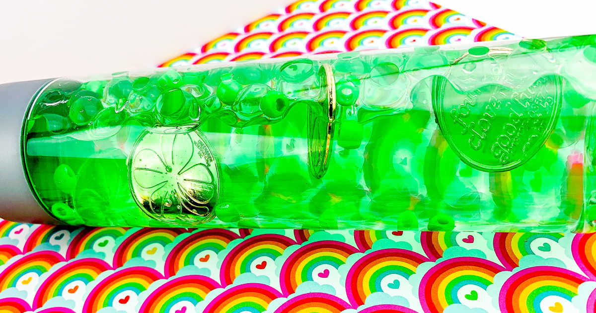 St Patricks Day Sensory Bottle - Mommy Evolution