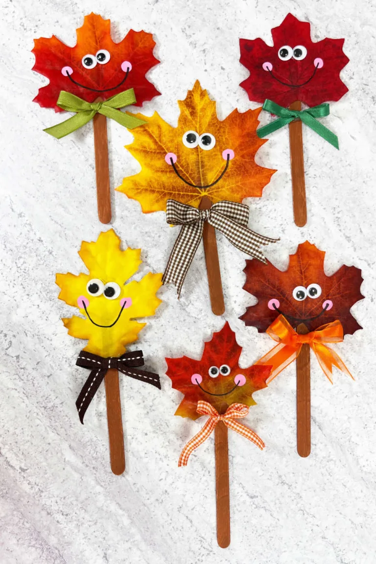 Fall Leaf Puppet Craft for Kids
