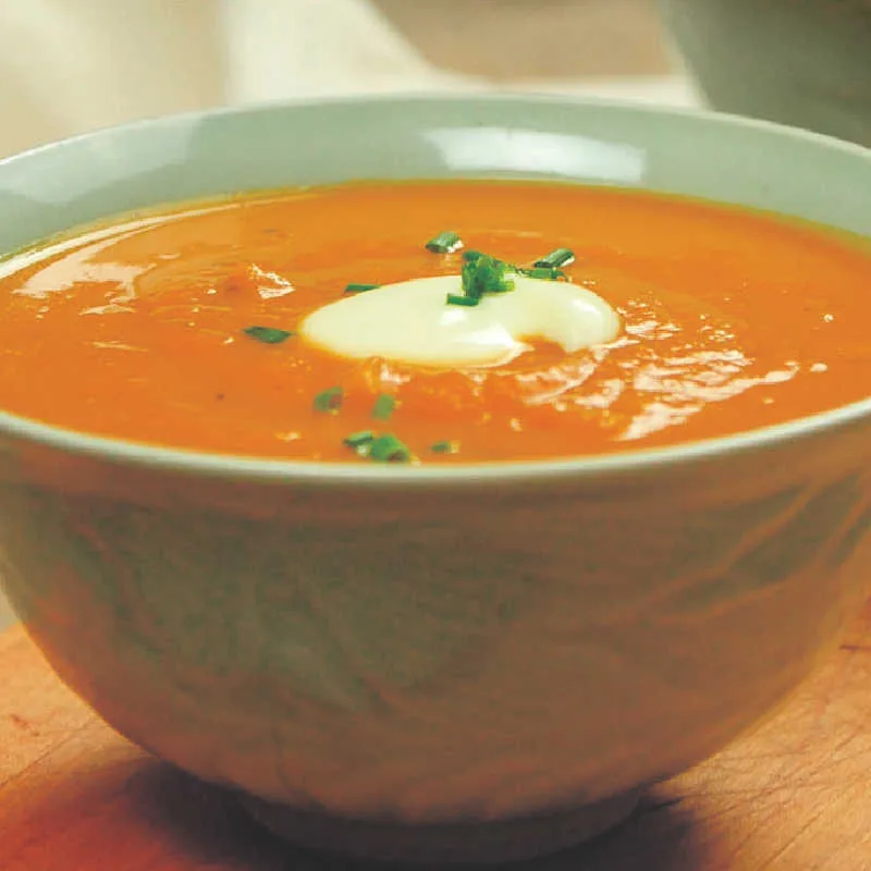 These pairings keep Healthy Pumpkin Soup nourishing and satisfying without feeling too rich.