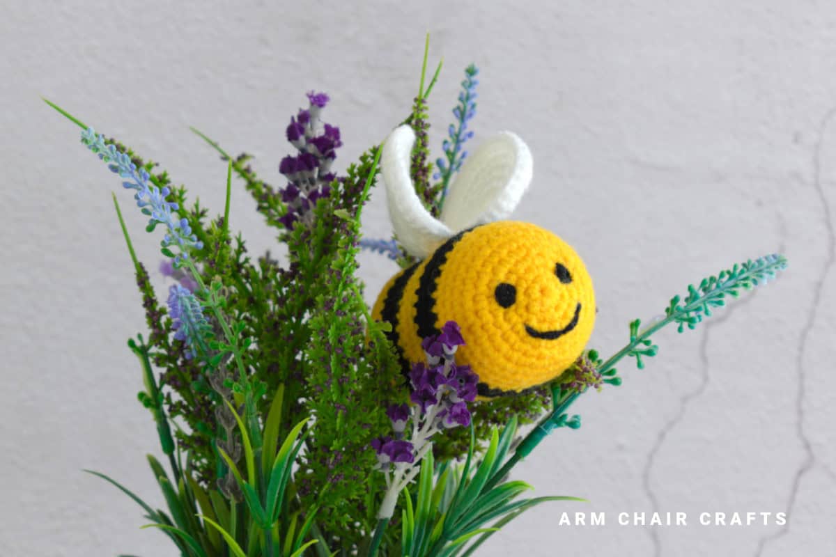 Image for Crochet Amigurumi Bee