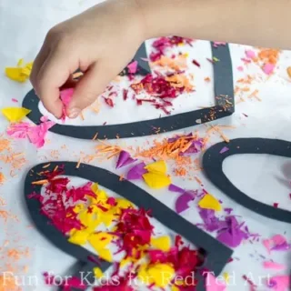 Image for Crayon Hearts Suncatchers