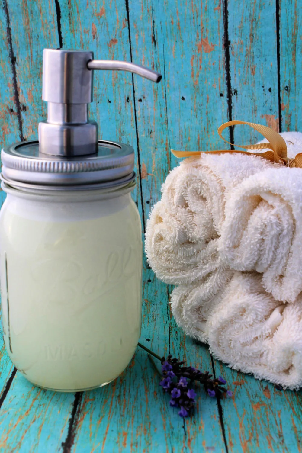 DIY Foaming Hand Soap