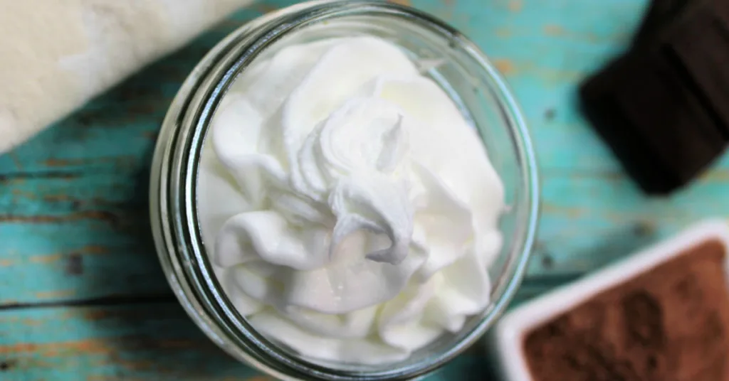 Homemade body butter delivers deep moisture, refreshing scent and smooth whipped texture in every use.
